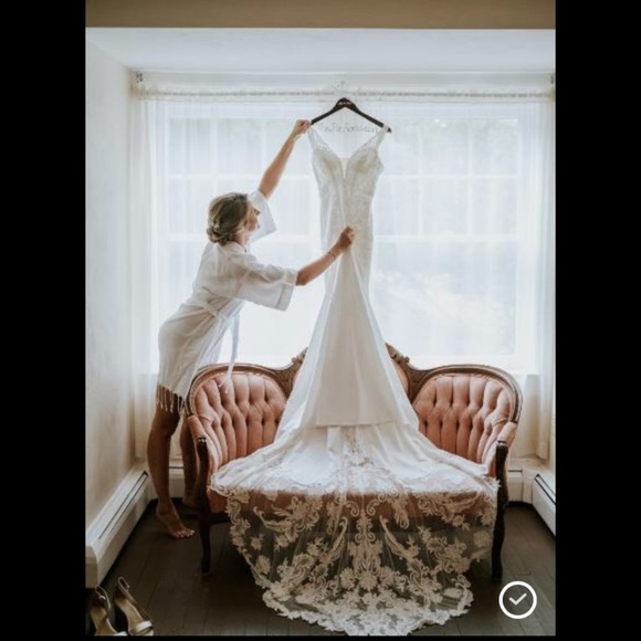 🦋🌙 MON CHERI x ENCHANTING | White Delicate Lace & Beaded Wedding Gown - Picture 3 of 15